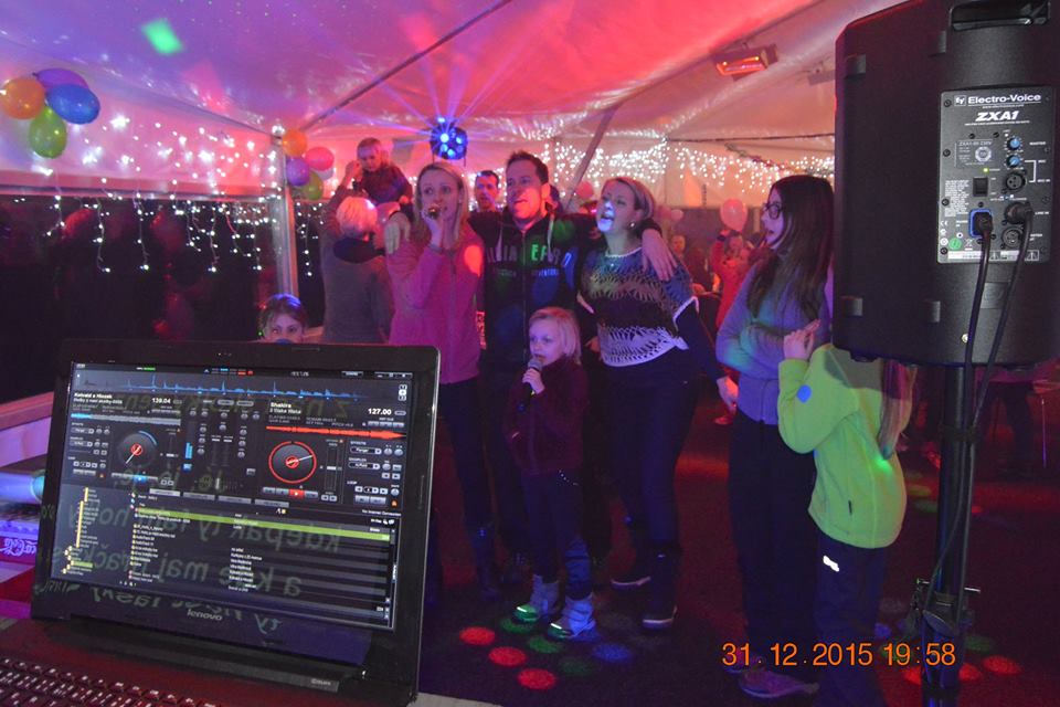 Karaoke_Silvestr_Kralicak_2015_4