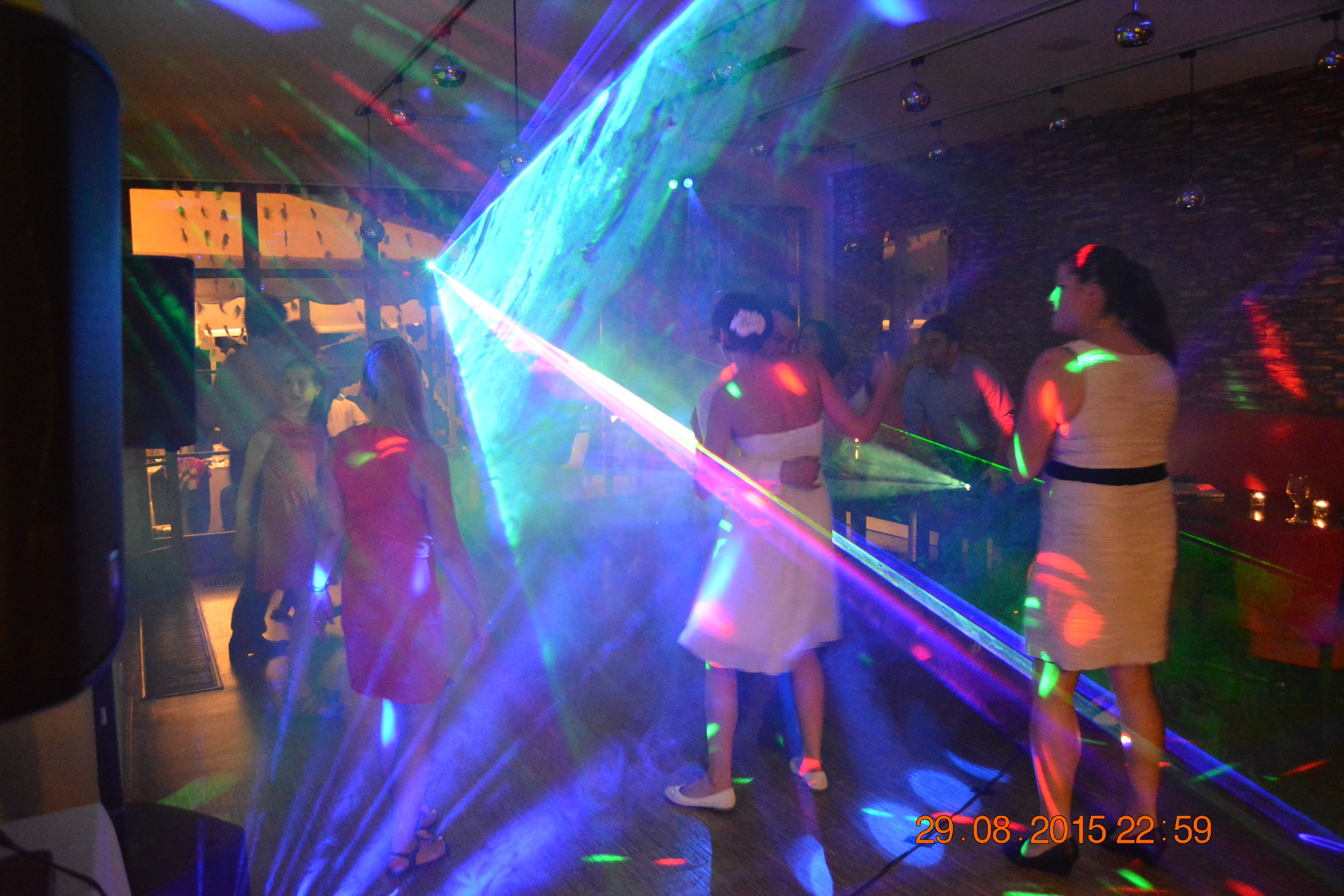 Party_08_max3MB