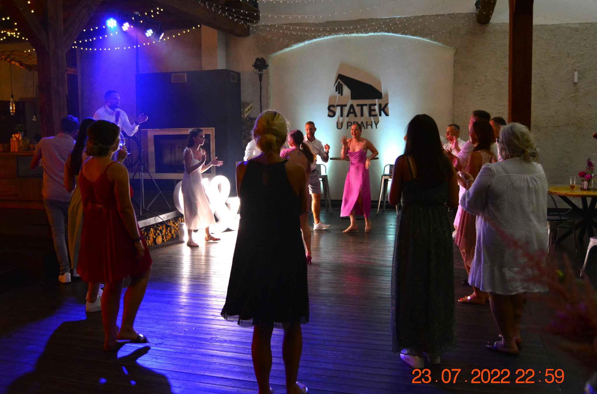 Party_06_max3MB