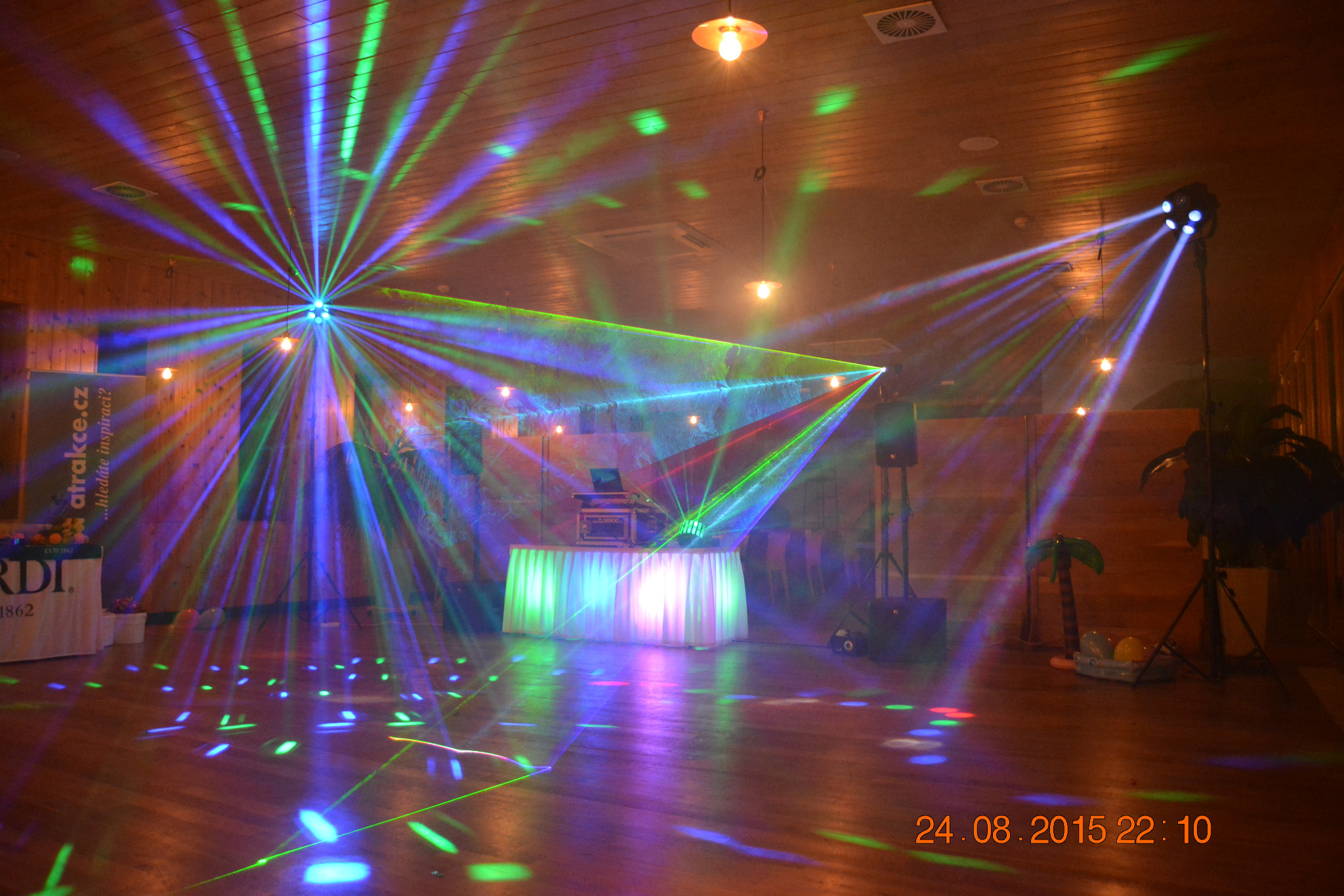 Party_04_max3MB